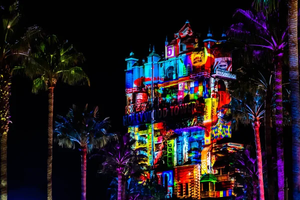 Orlando Florida November 2019 Farbenfrohe Projektionen Auf Das Hollywood Tower — Stockfoto