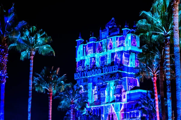 Orlando Florida Noviembre 2019 Proyecciones Coloridas Sobre Hollywood Tower Hotel — Foto de Stock