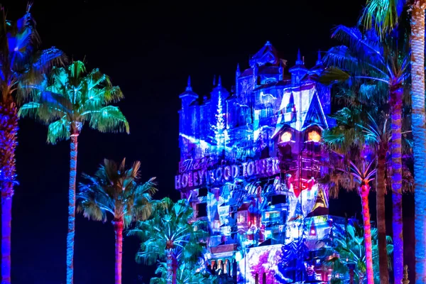 Orlando Florida November 2019 Colorful Projections Hollywood Tower Hotel Hollywood — Stock Photo, Image