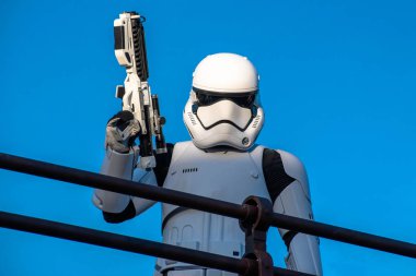 Orlando, Florida. 27 Kasım 2019. Hollywood Stüdyolarında Stormtrooper (93)).