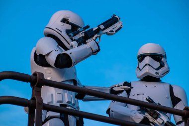 Orlando, Florida. 27 Kasım 2019. Hollywood Stüdyolarında Stormtroopers (84).