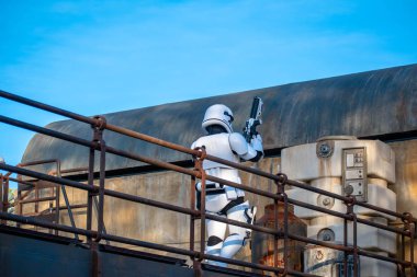 Orlando, Florida. 27 Kasım 2019. Hollywood Stüdyolarında Stormtrooper (89)).