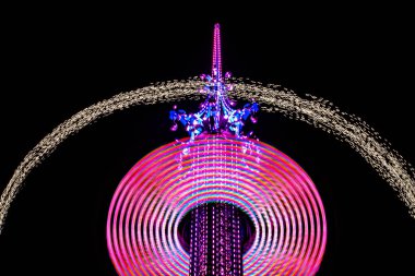 Orlando, Florida. 13 Aralık 2019. Uluslararası Sürüş Alanında Büyük Yıldız Flyer cazibesi (23))