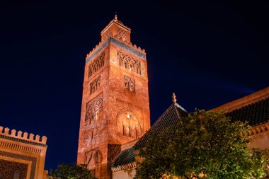 Orlando, Florida. 18 Aralık 2019. Epcot 'ta gece Fas Pavilyonu manzarası (32)