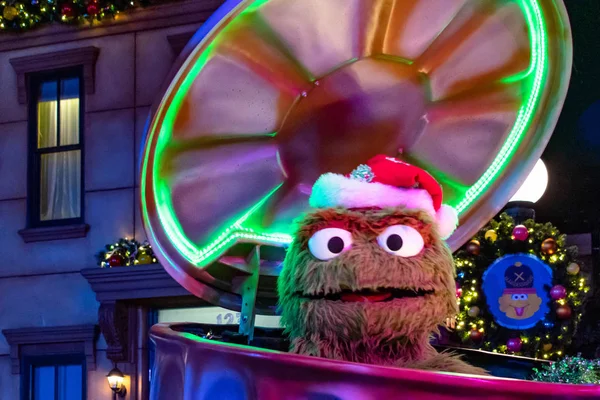 Orlando Florida December 2019 Oscar Grouch Sesamstraat Kerst Parade Bij — Stockfoto
