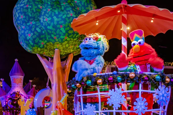 Orlando Floride Décembre 2019 Rosita Elmo Défilé Noël Sesame Street — Photo