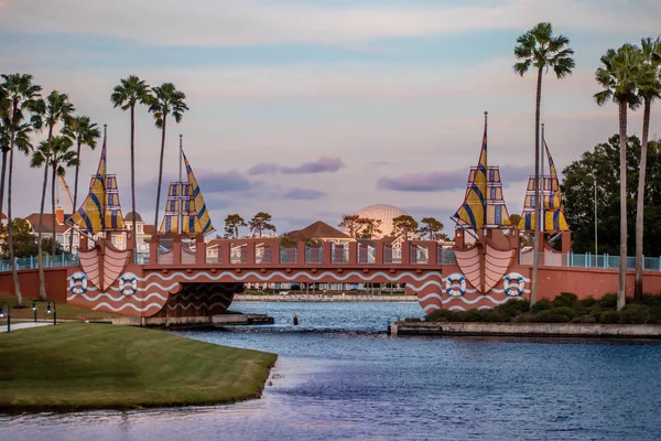 Orlando Florida December 2019 Partial View Big Sphere Colorful Bridge — Stockfoto