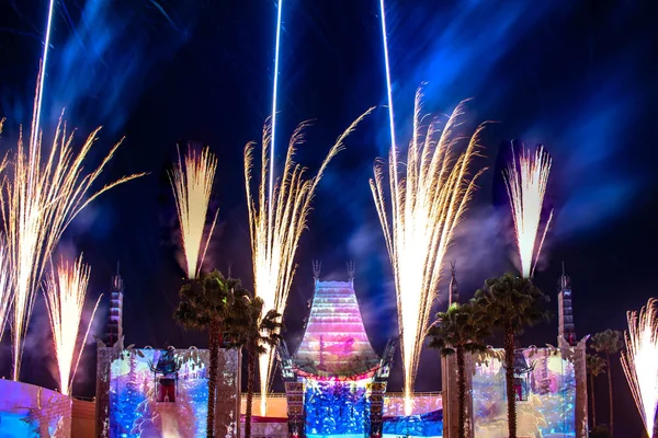 Orlando Florida Enero 2020 Jingle Bell Espectacular Espectáculo Fuegos Artificiales — Foto de Stock