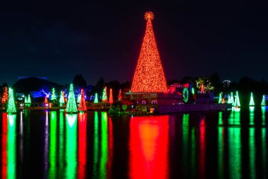 Orlando, Florida. 28 Aralık 2019. Seaworld 4 'te Noel mevsiminde Ağaçlar Denizi