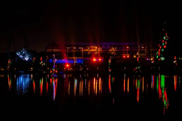 Orlando Florida Diciembre 2019 Mar Árboles Navidad Iluminado Colorido Vista — Foto de Stock