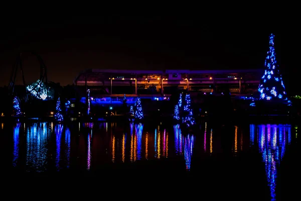 Orlando Florida Diciembre 2019 Mar Árboles Navidad Iluminado Colorido Vista — Foto de Stock