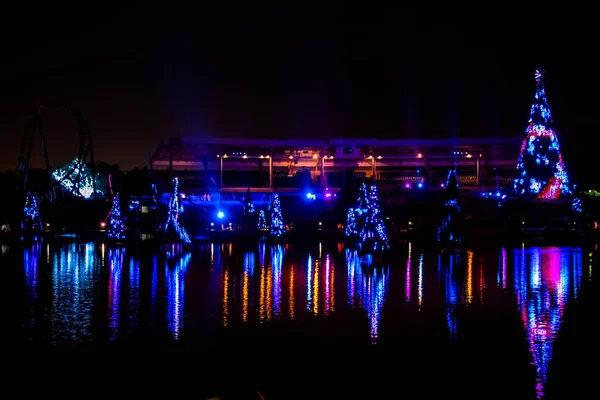 Orlando Florida Dezember 2019 Beleuchtetes Und Farbenfrohes Meer Von Weihnachtsbäumen — Stockfoto