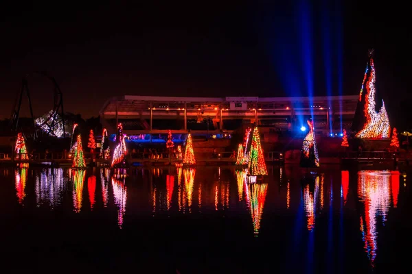 Orlando Florida Dezembro 2019 Mar Árvores Natal Iluminado Colorido Com — Fotografia de Stock