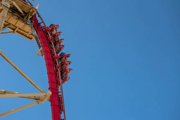 Orlando Florida Março 2020 Pessoas Divertindo Hollywood Rip Ride Rockit — Fotografia de Stock