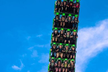 Orlando, Florida. Mart 02, 2019. İnsanlar Evrensel Macera Adaları 'ndaki İnanılmaz Hulk Altlığı' nda eğleniyor (111).