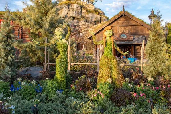 Orlando Florida Marzo 2020 Elsa Anna Topiaries Flower Garden Festival — Foto de Stock