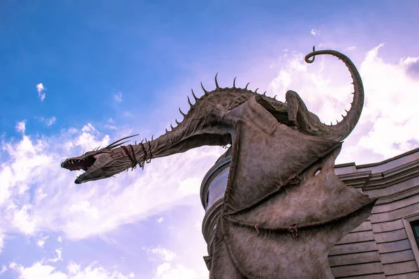 Orlando Florida Mars 2020 Gringotts Dragon Wizarding World Harry Potter — Stockfoto
