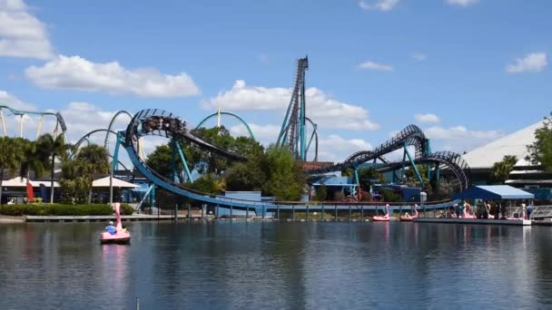 Orlando Florida Şubat 2020 Seaworld Mako Kraken Hız Trenlerinin Keyfini — Stok video