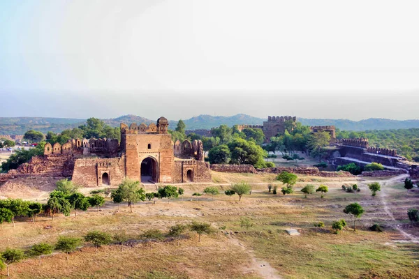 Άποψη του Rohtas Fort με Blue Sky - 16th Century Fortress Jehlum, Πακιστάν — Φωτογραφία Αρχείου
