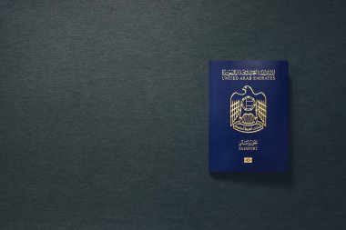 Fotokopi alanı ile koyu arkaplanda Uae Pasaportu - 3d Görüntü