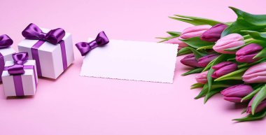 Hassas laleler ve Hediyelik aksesuarlar