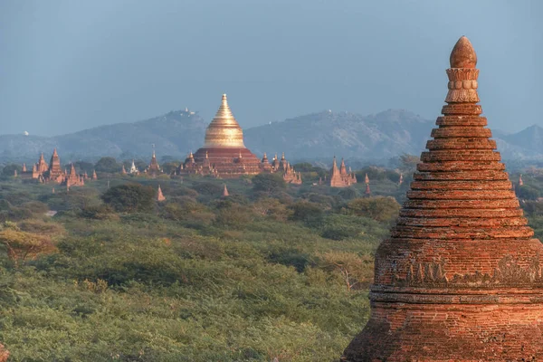 Amanecer Escénico Impresionante Zona Arqueológica Bagan Myanmar Bagan Una Ciudad — Foto de Stock