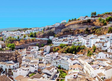 Endülüs 'te Setenil de las Bodegas vellage