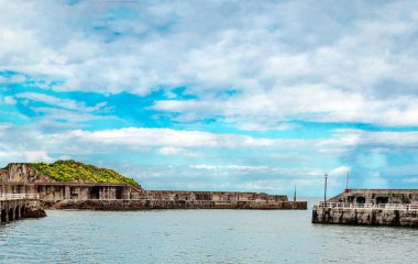 Cudillero adında deniz kıyısındaki bir köy. İspanya 'nın kuzeyinde yer almaktadır..