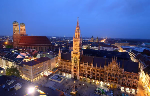 Het Stadhuis Van München Avond Van Boven — Stockfoto