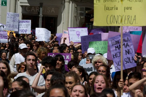 Greve geral dos estudantes pela "sentença escandalosa" de "La Manadá" — Fotografia de Stock