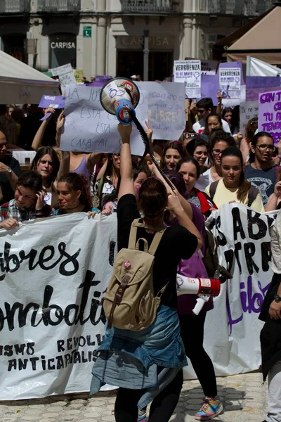 Huelga general de los estudiantes por la "condena escandalosa" de 'La Manada' —  Fotos de Stock