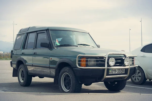 Land Rover Discovery. — Stock Photo, Image