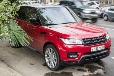 Range Rover Land Rover.