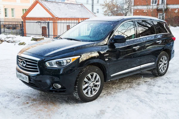 Cruzamento de luxo Infiniti QX 60 HYBRID . — Fotografia de Stock