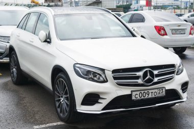 lüks beyaz Mercedes Benz