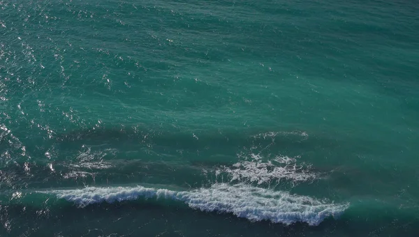Вода хвилі, океан . — стокове фото