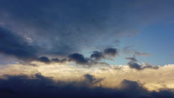 4k timelapse de majestuoso cielo nocturno. Alta calidad, no aves — Vídeos de Stock