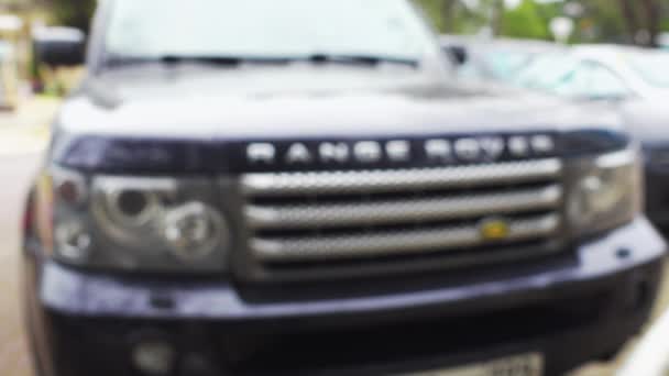 Land rover Range rover, Bumper and headlights. — Stock Video