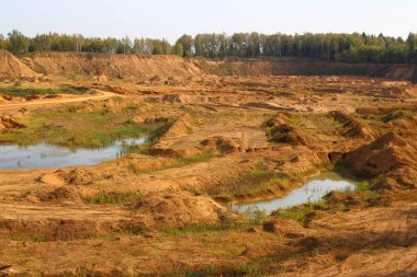 Top view of the open sand pit