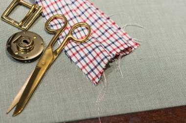 Sandık Yapıcı 'nın Masası - Malletier - Altın Uygulamalar ve Damalı Bez ile