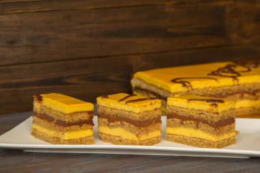 hamur işleri ve tatlılar, kek, kurabiye, acıbadem kurabiyesi