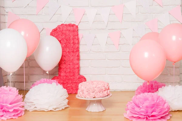 Dekor için ilk pasta