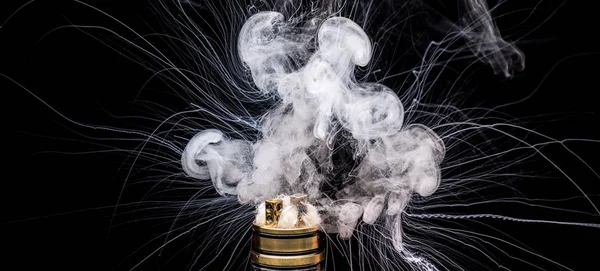 Burning of Electronic cigarette. Popular vaporizing e-cig gadge — Stock Photo, Image