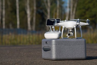 Moscow, Rusya Federasyonu - 24 Eylül, 2017: Phantom 4 Pro bir dron FL