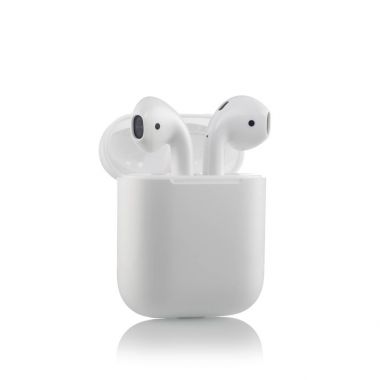 Moskova, Rusya - 07 Ekim 2017: Apple Airpods kablosuz Blueto