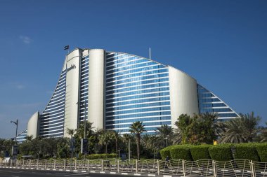 Dubai, Birleşik Arap Emirlikleri - Ocak 05,2018: The Jumeirah Beach Hotel, Jumei