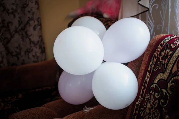Balões Branco Sofá — Fotografia de Stock