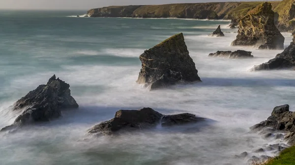 Carnewas Bedruthan Steps Tramo Costa Situado Costa Norte Cornualles Entre — Foto de Stock