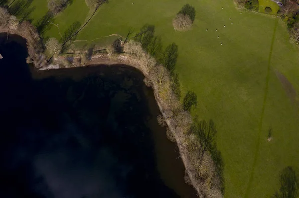 Drone Disparo Una Las Muchas Pequeñas Bahías Lago Coniston Distrito — Foto de Stock