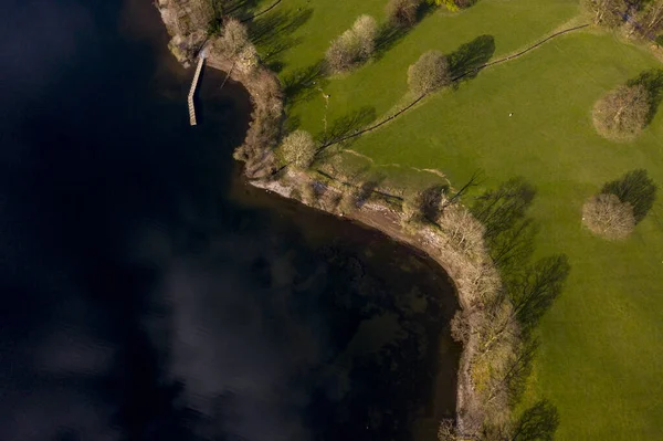 Drone Disparo Una Las Muchas Pequeñas Bahías Lago Coniston Distrito — Foto de Stock